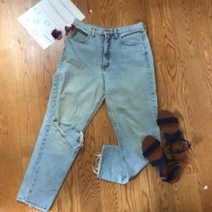 Distressed Guess Light Wash Jeans